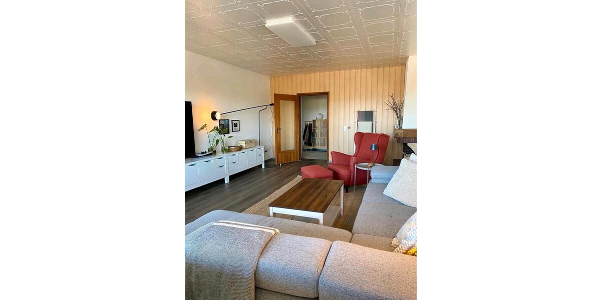 Etagenwohnung Burgoberbach - 4 Zimmer, 104 m&sup2;, 1.500&euro; | Angebot:26445858