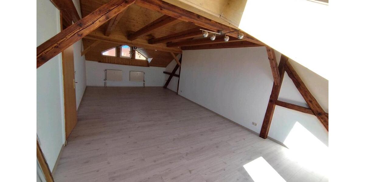 Dachgeschoßwohnung Arnstadt - 3 Zimmer, 97 m&sup2;, 730&euro; | Angebot:26561391