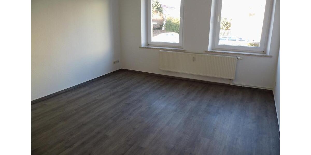 Etagenwohnung Hartha - 3 Zimmer, 61 m&sup2;, 318&euro; | Angebot:22712064