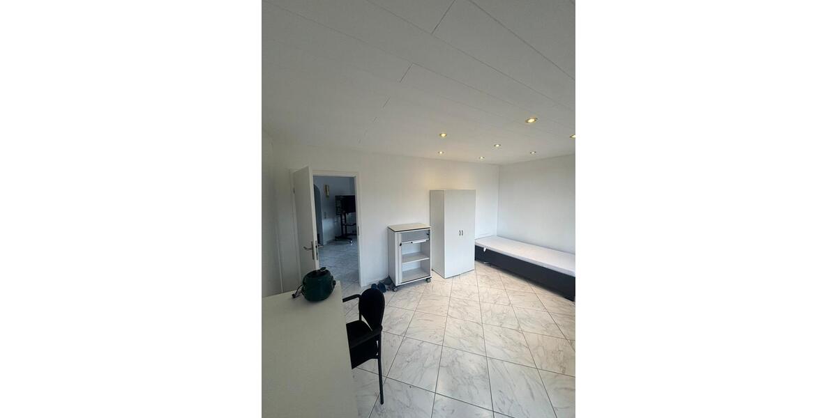 Wohnen auf Zeit Aachen Aachen-Mitte - 5 Zimmer, 120 m&sup2;, 650&euro; | Angebot:26503808