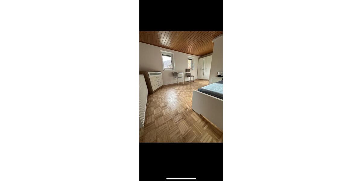 Wohnen auf Zeit Öhringen - 5 Zimmer, 15 m&sup2;, 450&euro; | Angebot:24787706
