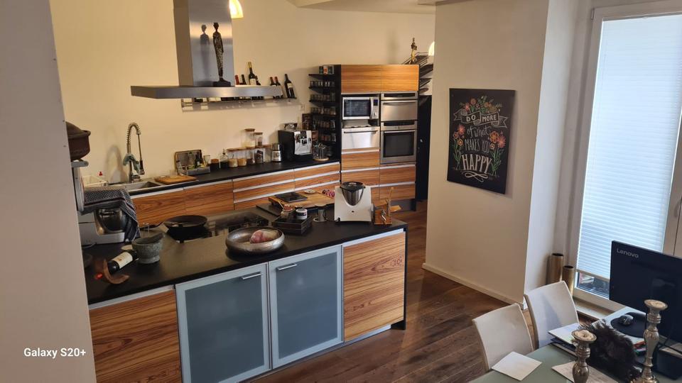 3 Zimmer-Wohnung mit 35 m² Balkon inkl. Einbauküche & Parkplatz 3 zimmer