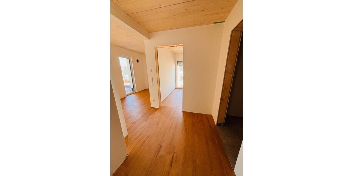 Erdgeschoßwohnung Straubing - 3 Zimmer, 69 m&sup2;, 765&euro; | Angebot:25979884