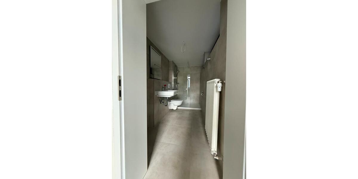 Erdgeschoßwohnung Bad Königshofen im Grabfeld - 5 Zimmer, 160 m&sup2;, 1.000&euro; | Angebot:19351823