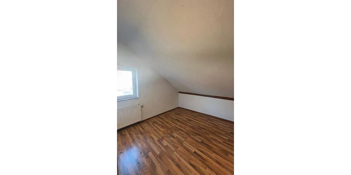 Dachgeschoßwohnung Gronau (Westfahlen) - 3 Zimmer, 15 m&sup2;, 350&euro; | Angebot:24728638