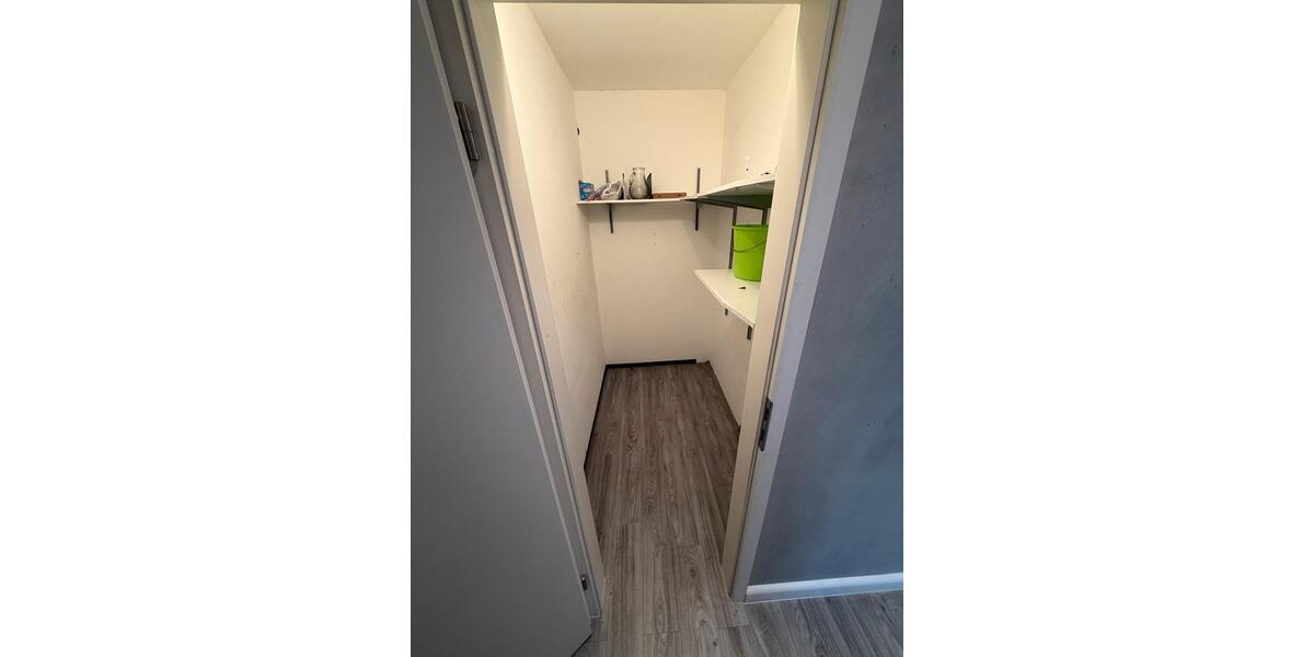 Dachgeschoßwohnung Schweinfurt Haardt - 3.5 Zimmer, 89 m&sup2;, 1.100&euro; | Angebot:26110048
