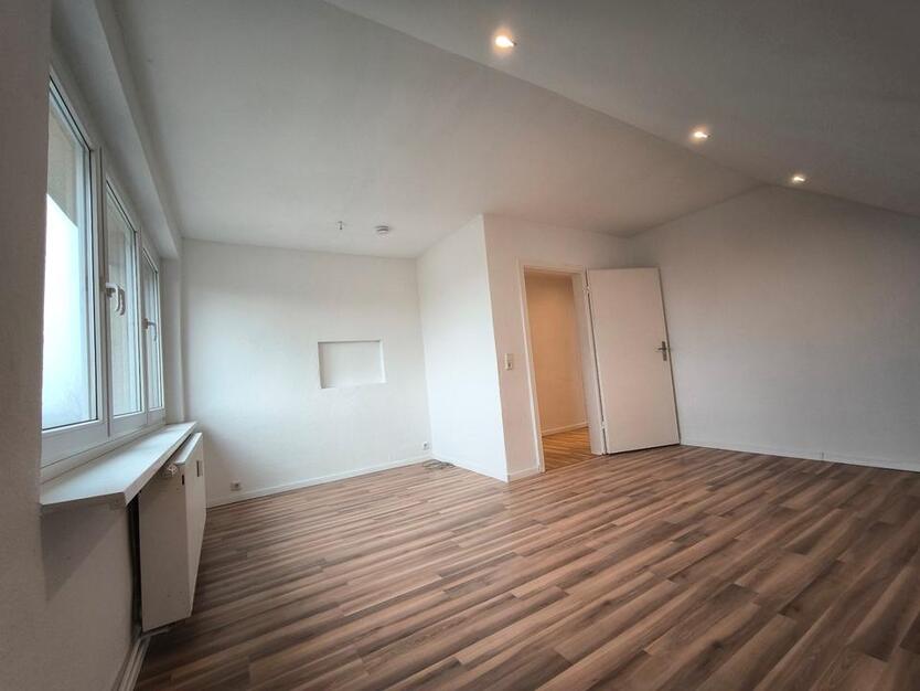 Gemütliche Wohnung mit Einbauküche zimmer
