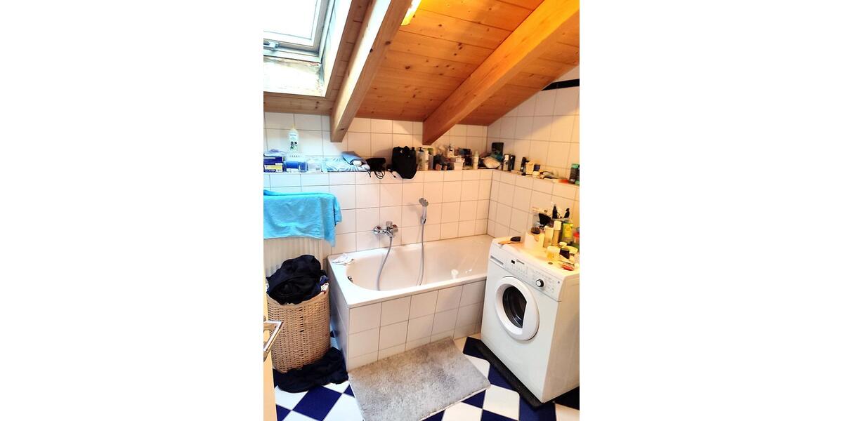 Einfamilienhaus Rosenheim Innenstadt - 3 Zimmer, 95 m&sup2;, 1.300&euro; | Angebot:24888960