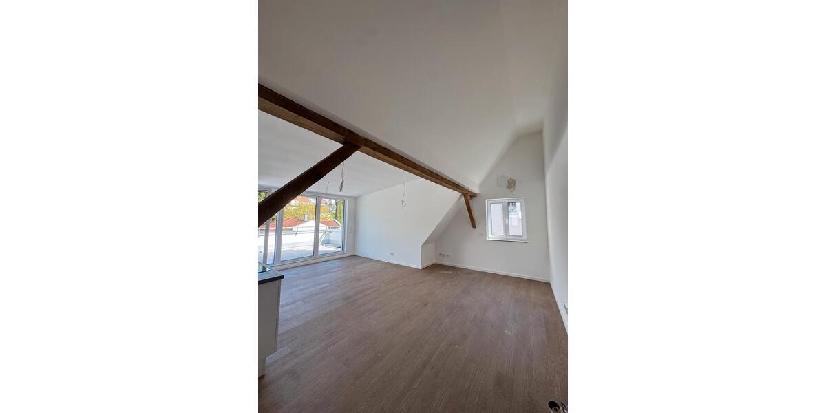 Dachgeschoßwohnung Pfarrkirchen - 2 Zimmer, 65 m&sup2;, 990&euro; | Angebot:26440997