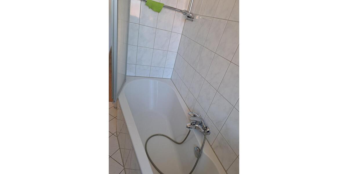 Dachgeschoßwohnung Freilassing - 2 Zimmer, 46 m&sup2;, 500&euro; | Angebot:26462934