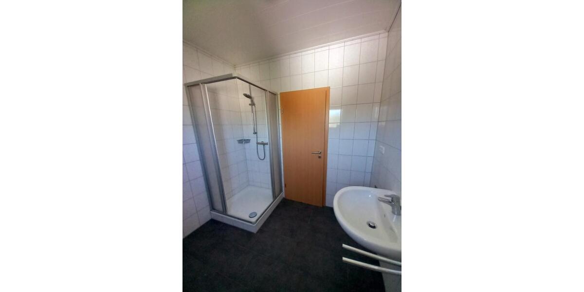 Dachgeschoßwohnung Netphen - 2 Zimmer, 68 m&sup2;, 633&euro; | Angebot:26619395
