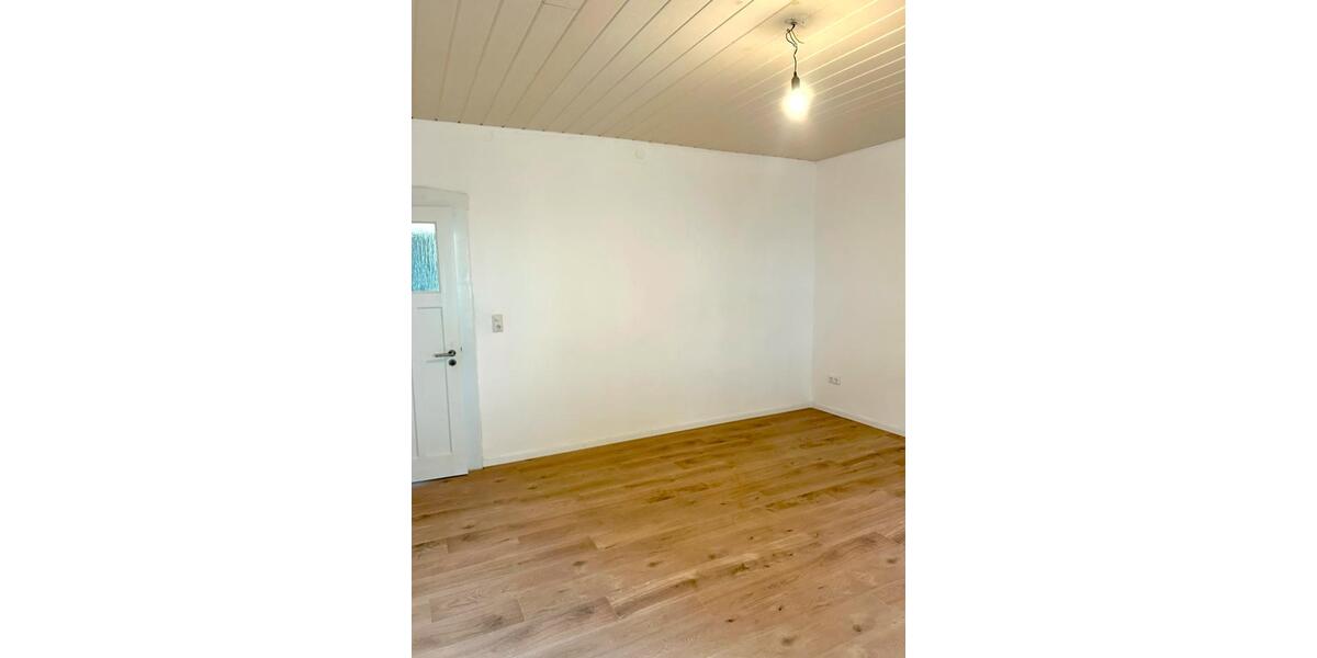 Hochparterre Dillingen (Saar) - 2 Zimmer, 65 m&sup2;, 760&euro; | Angebot:25982405