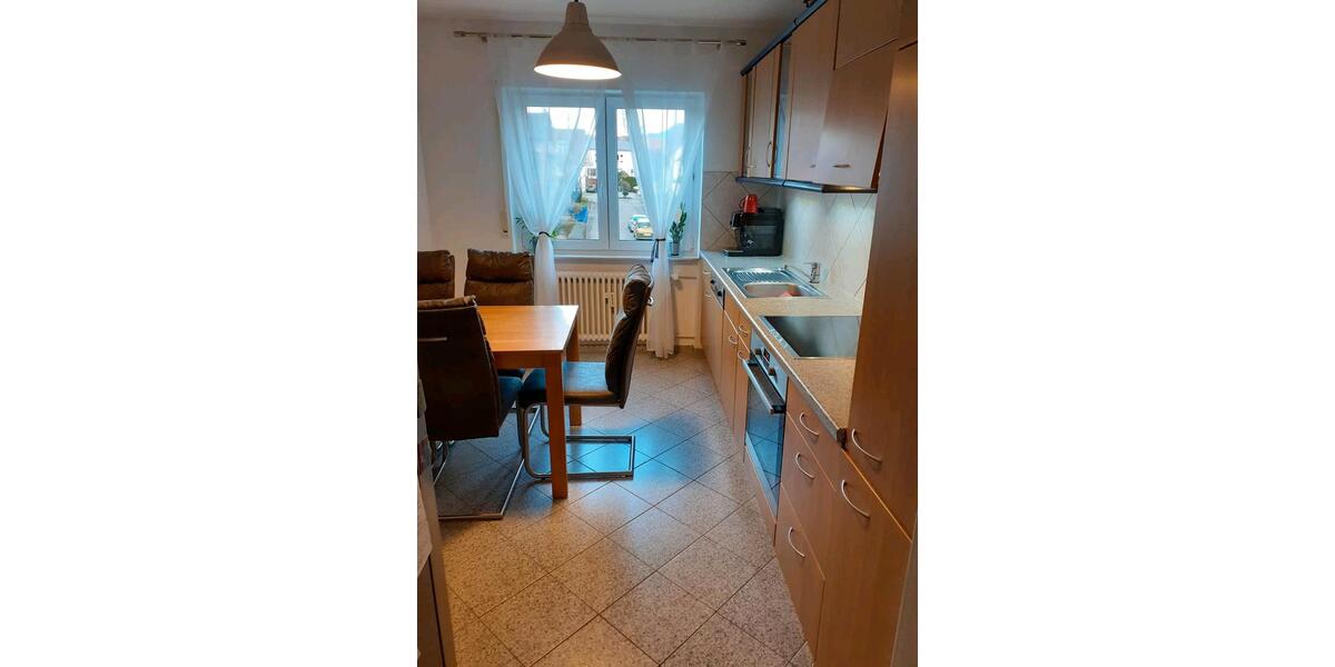 4 Zimmer Wohnung in Zell a. H. zu vermieten 4 zimmer