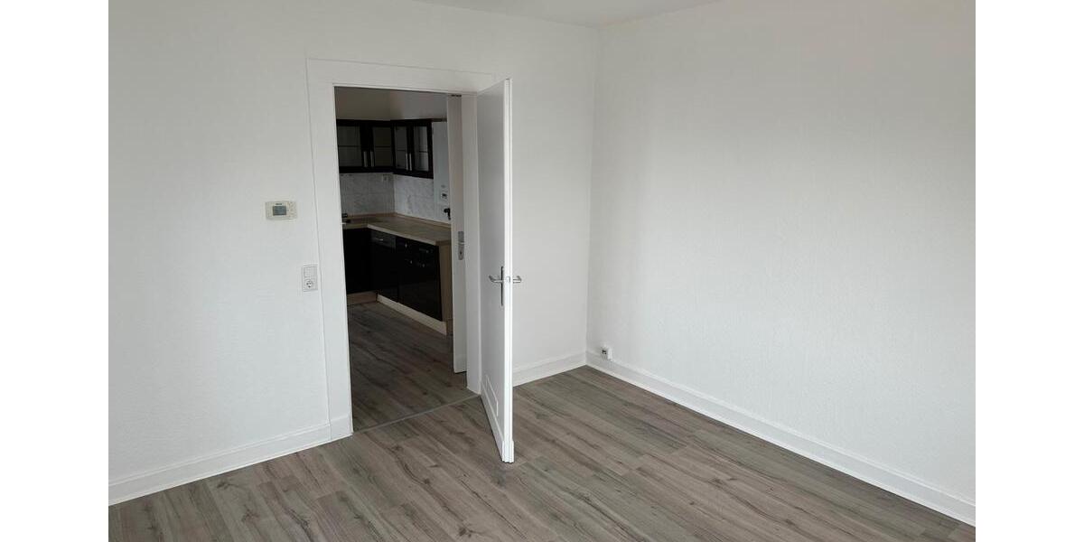 Dachgeschoßwohnung Lüdenscheid - 3 Zimmer, 75 m&sup2;, 570&euro; | Angebot:25990098