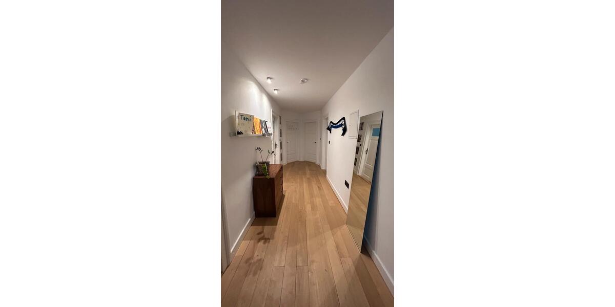 Wohnen auf Zeit Detmold - 18 Zimmer, 100 m&sup2;, 500&euro; | Angebot:26456052