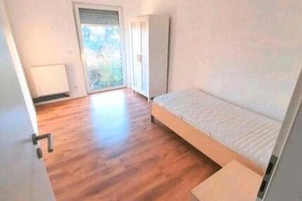 Wohnen auf Zeit Bad Friedrichshall - 1 Zimmer, 15 m&sup2;, 550&euro; | Angebot:26190899