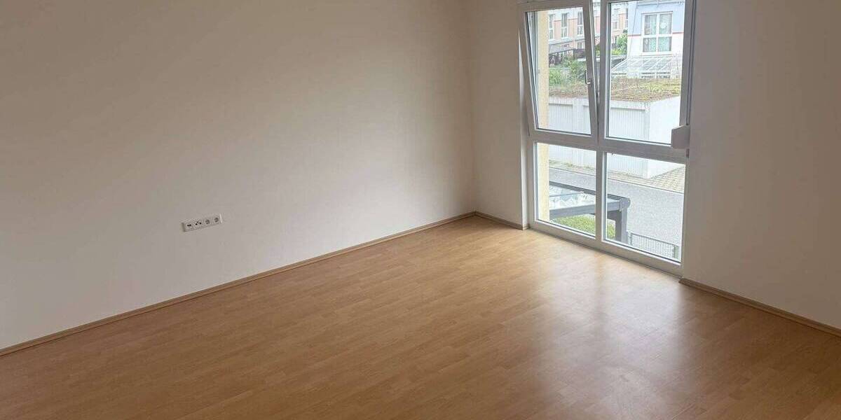 Reihenmittelhaus Feucht - 6 Zimmer, 152 m&sup2;, 1.500&euro; | Angebot:26730698