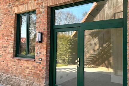 Schöne helle 65-qm im EG frei ab 1.2.26 1.5 zimmer