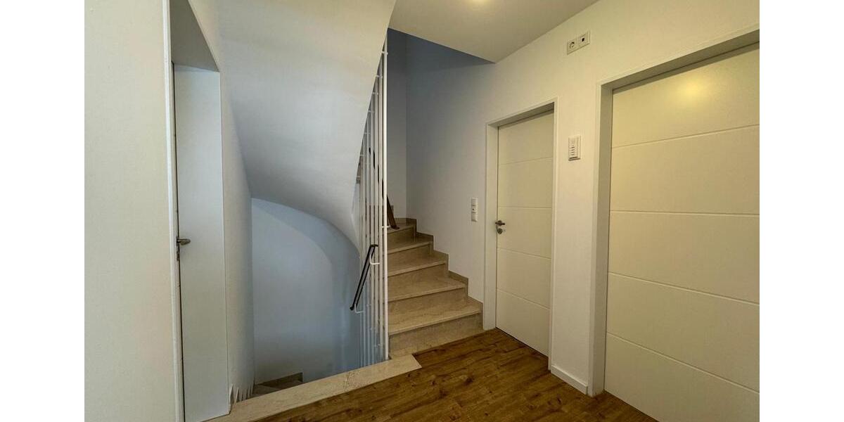 Doppelhaushälfte Gilching - 6 Zimmer, 160 m&sup2;, 2.850&euro; | Angebot:25220446