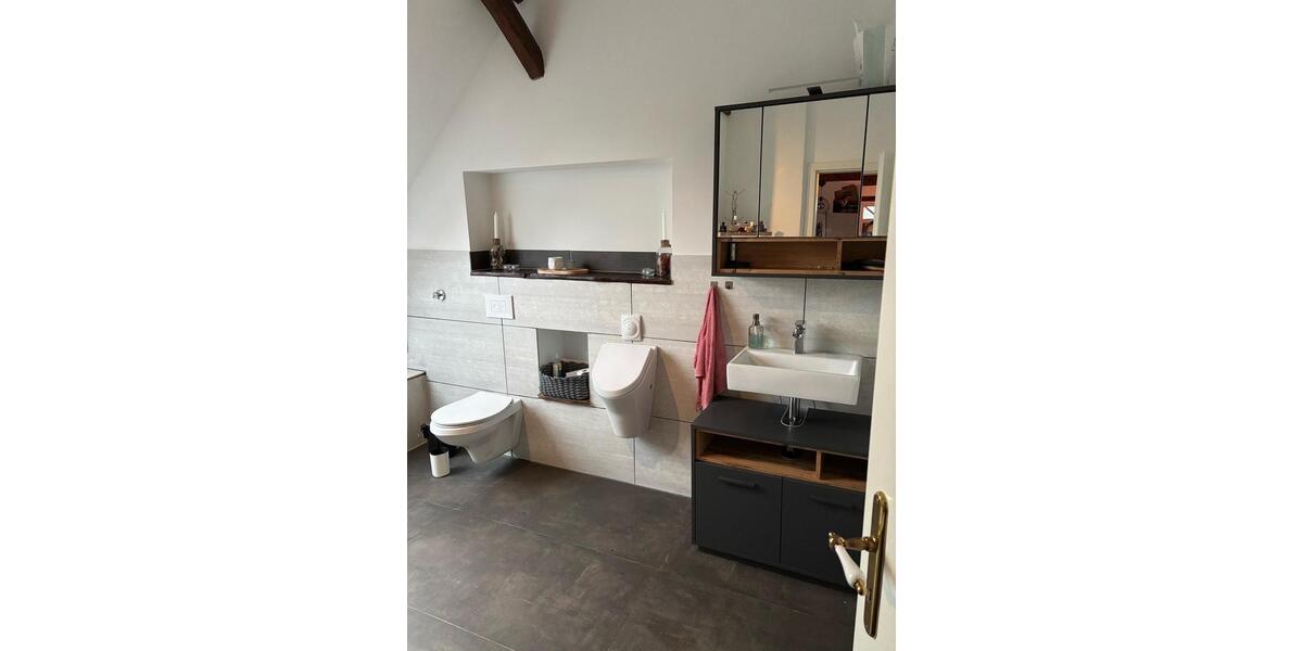 Dachgeschoßwohnung Eicklingen - 2 Zimmer, 90 m&sup2;, 800&euro; | Angebot:26261956