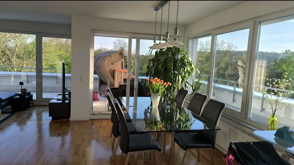 Wohnung zum Mieten in Stuttgart 2.500 € 127 m² 4 zimmer