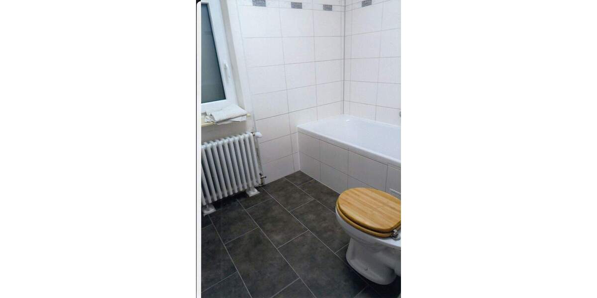 Einfamilienhaus Wülfershausen an der Saale Wülfershausen - 4 Zimmer, 100 m&sup2;, 950&euro; | Angebot:25727692