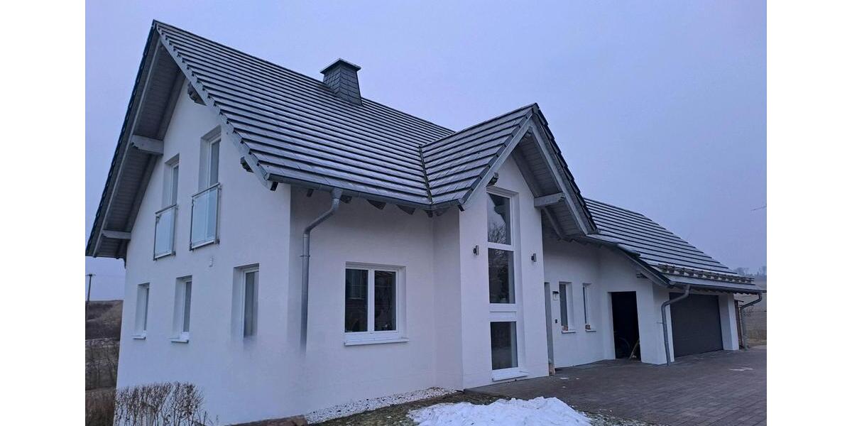 Einfamilienhaus Haunetal - 9 Zimmer, 200 m&sup2;, 2.100&euro; | Angebot:24653075