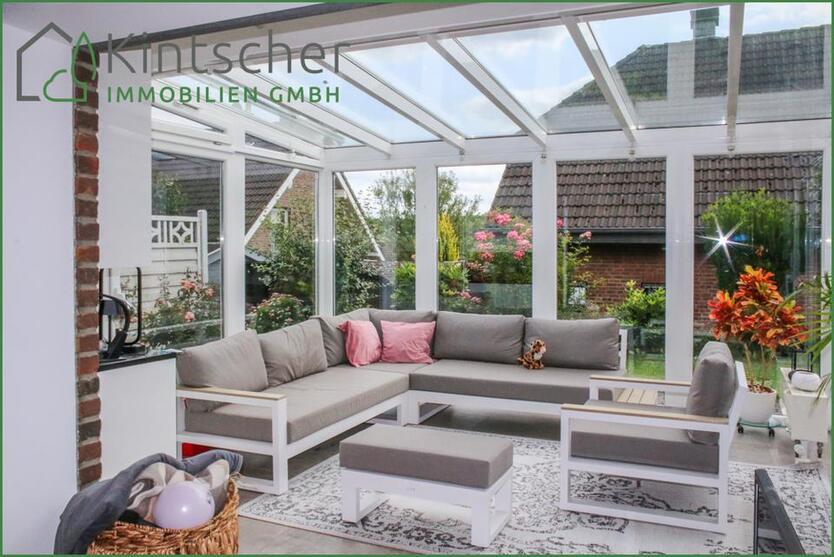 Einfamilienhaus mit Wintergarten, Garten, Garage, Stellplätze in Burscheid Hilgen