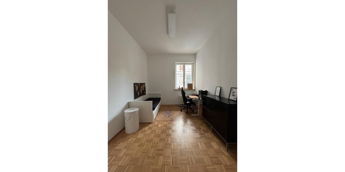 Erdgeschoßwohnung Wiesbaden - 3 Zimmer, 80 m&sup2;, 1.750&euro; | Angebot:25636460