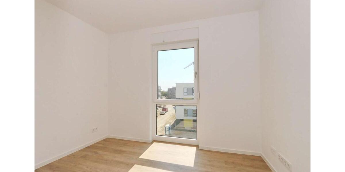 Etagenwohnung Schönefeld - 4 Zimmer, 91 m&sup2;, 1.299&euro; | Angebot:25900377