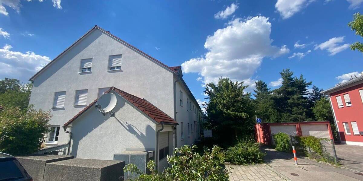 Etagenwohnung Ingolstadt Hollerstauden - 3 Zimmer, 80 m&sup2;, 1.230&euro; | Angebot:26704078