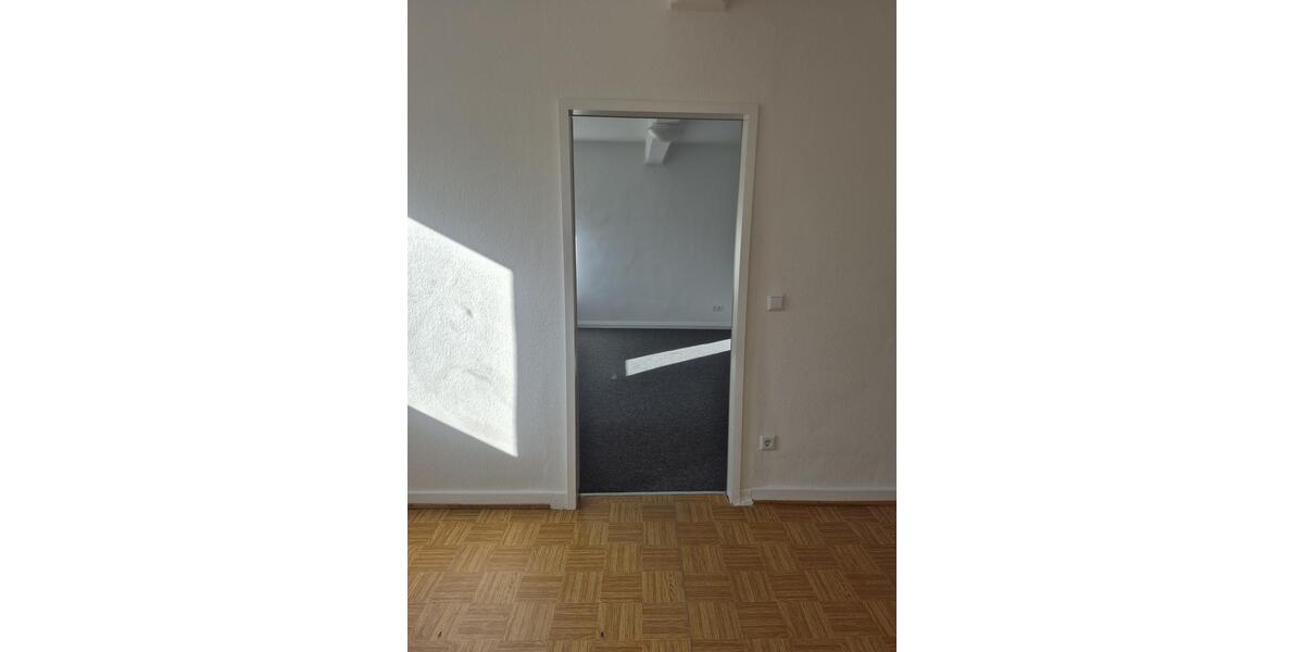 Etagenwohnung Sankt Wendel - 5 Zimmer, 130 m&sup2;, 780&euro; | Angebot:26547517