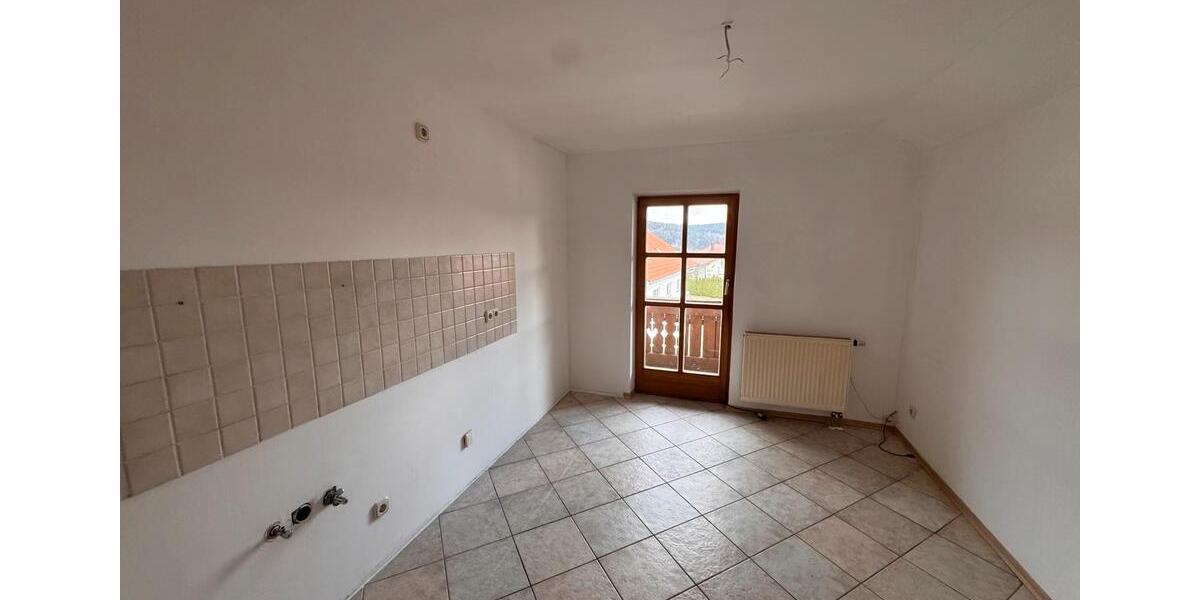 Etagenwohnung Grafling - 4 Zimmer, 90 m&sup2;, 800&euro; | Angebot:25989362