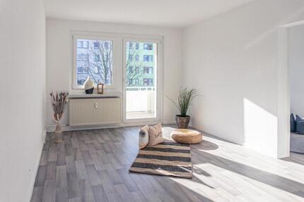 Wohnung Chemnitz Kapellenberg - 4 Zimmer, 71 m&sup2;, 404&euro; | Angebot:26682317