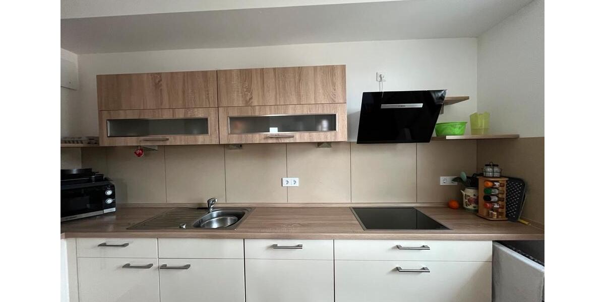 Etagenwohnung Selb - 2 Zimmer, 80 m&sup2;, 750&euro; | Angebot:24805286