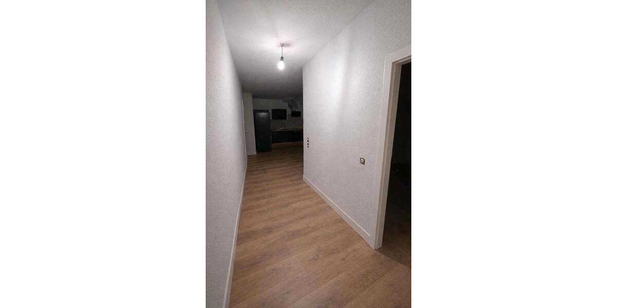 Dachgeschoßwohnung Herxheim bei Landau/Pfalz Pfalz - 3 Zimmer, 85 m&sup2;, 1.180&euro; | Angebot:23649275