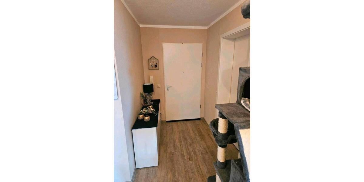 Dachgeschoßwohnung Schipkau - 3 Zimmer, 82 m&sup2;, 745&euro; | Angebot:26074981