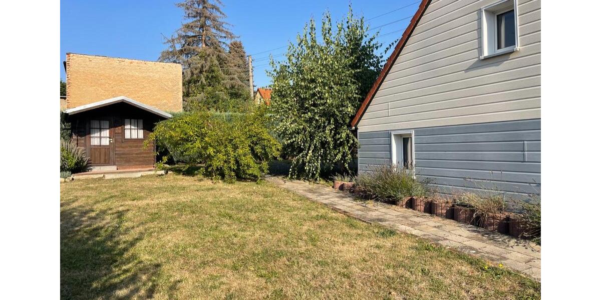 Einfamilienhaus Rositz - 4 Zimmer, 102 m&sup2;, 650&euro; | Angebot:24756152