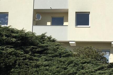 2 ZKB Wohnung mit Balkon Kellerraum in Bad Emstal 2 zimmer