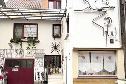 Wohnung Neustadt Duttweiler - 2 Zimmer, 65 m&sup2;, 700&euro; | Angebot:27474770