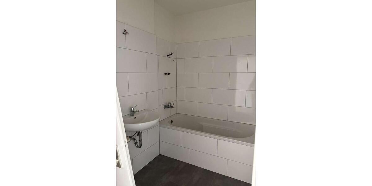 Etagenwohnung Karlsruhe Wettersbach - 3 Zimmer, 81 m&sup2;, 940&euro; | Angebot:23804798