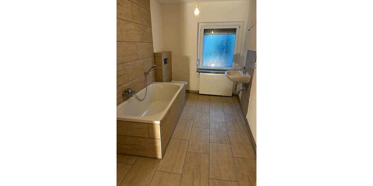 Etagenwohnung Grimma - 2 Zimmer, 65 m&sup2;, 510&euro; | Angebot:26365786