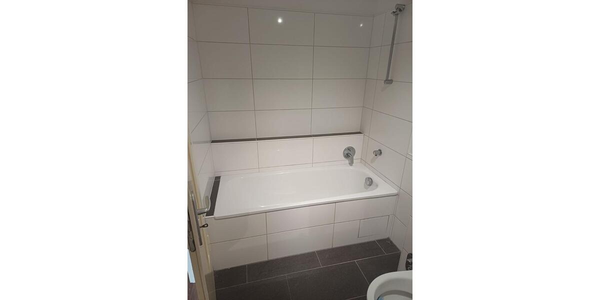 Etagenwohnung Kassel - 3 Zimmer, 81 m&sup2;, 800&euro; | Angebot:26265665