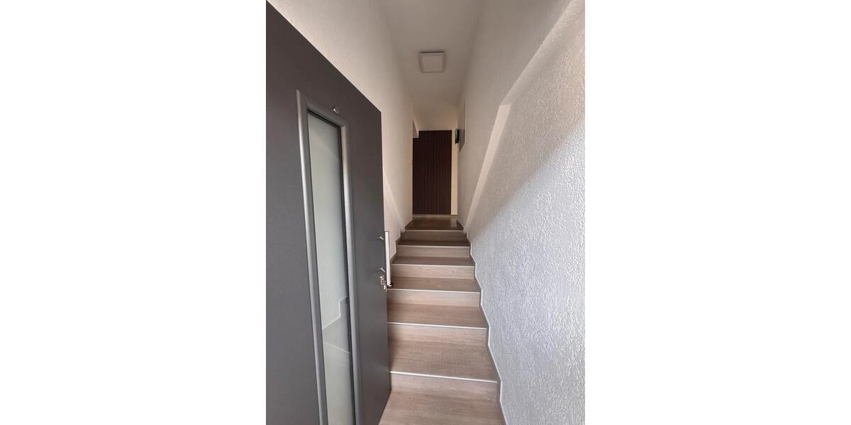Etagenwohnung Büdingen - 4.5 Zimmer, 104 m&sup2;, 1.400&euro; | Angebot:26102444