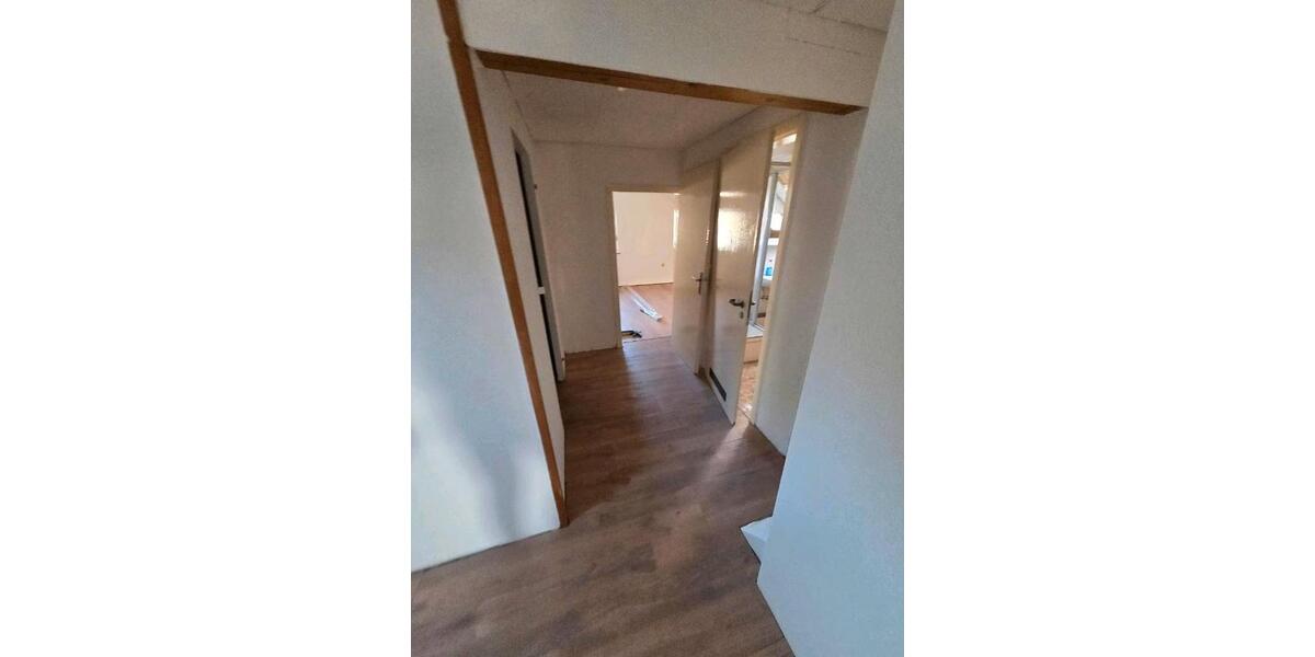 Dachgeschoßwohnung Gummersbach - 2 Zimmer, 60 m&sup2;, 430&euro; | Angebot:26567451