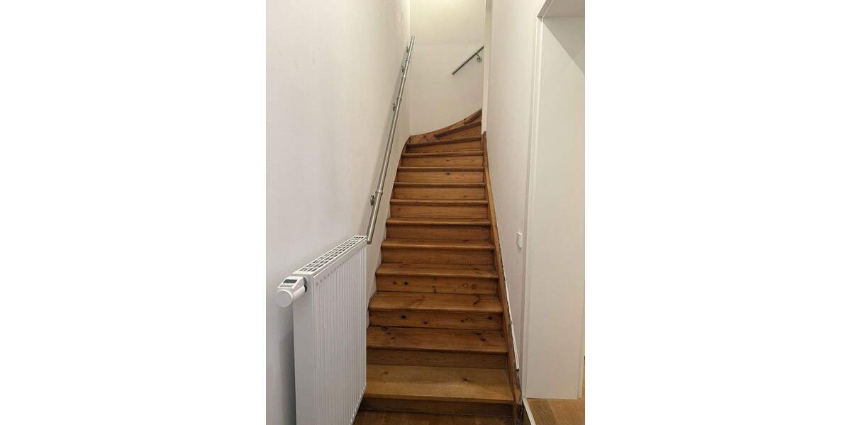 Mehrfamilienhaus, Wohnhaus Frankfurt Höchst - 4 Zimmer, 120 m&sup2;, 2.150&euro; | Angebot:24670171