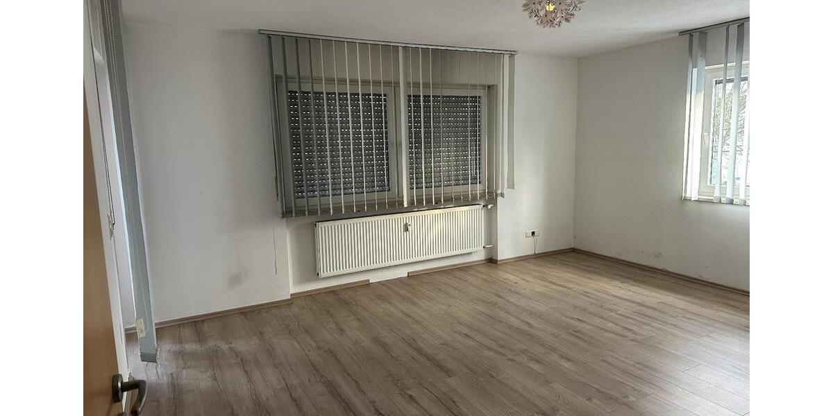 Etagenwohnung Plattling - 3 Zimmer, 85 m&sup2;, 760&euro; | Angebot:25650907