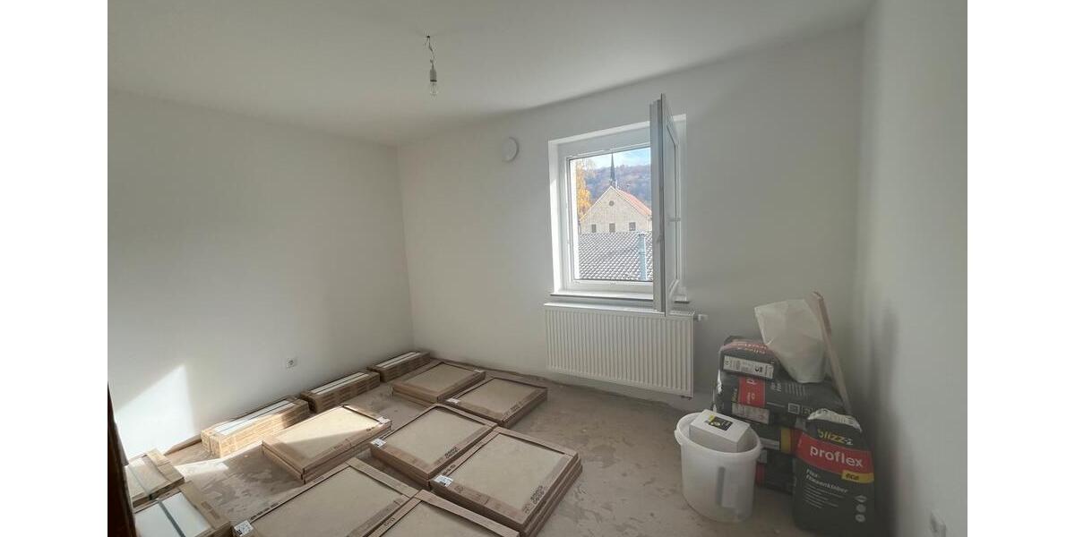 3-Zi-Wohnung zur Miete in Saal Erstbezug nach Sanierung zimmer