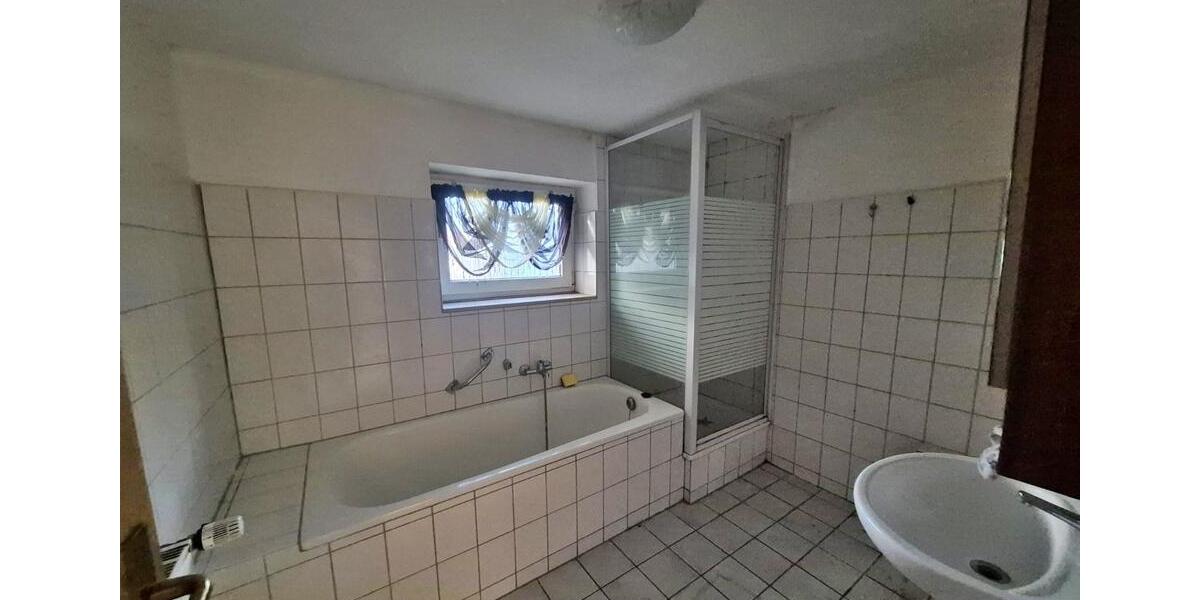 Erdgeschoßwohnung Porta Westfalica - 3 Zimmer, 93 m&sup2;, 720&euro; | Angebot:24726855