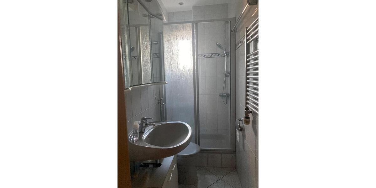 Wohnen auf Zeit Netphen - 16 Zimmer, 76 m&sup2;, 350&euro; | Angebot:26604078